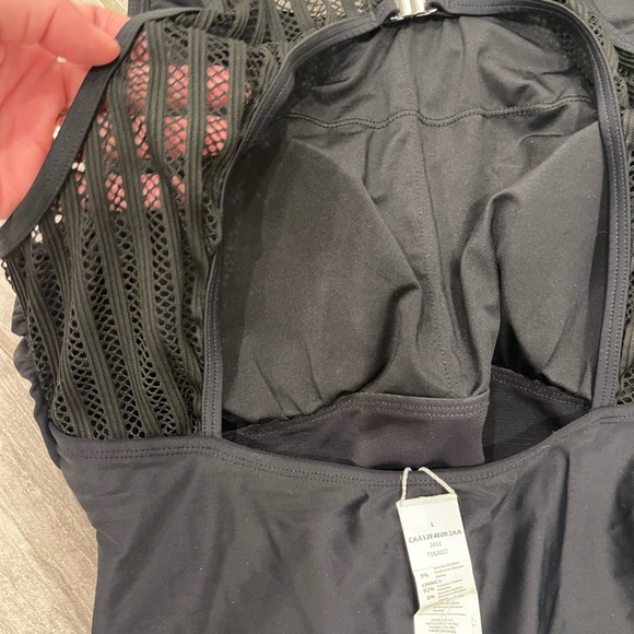 Cupshee Black One-Piece Swimsuit Size Large - Picture 6 of 7